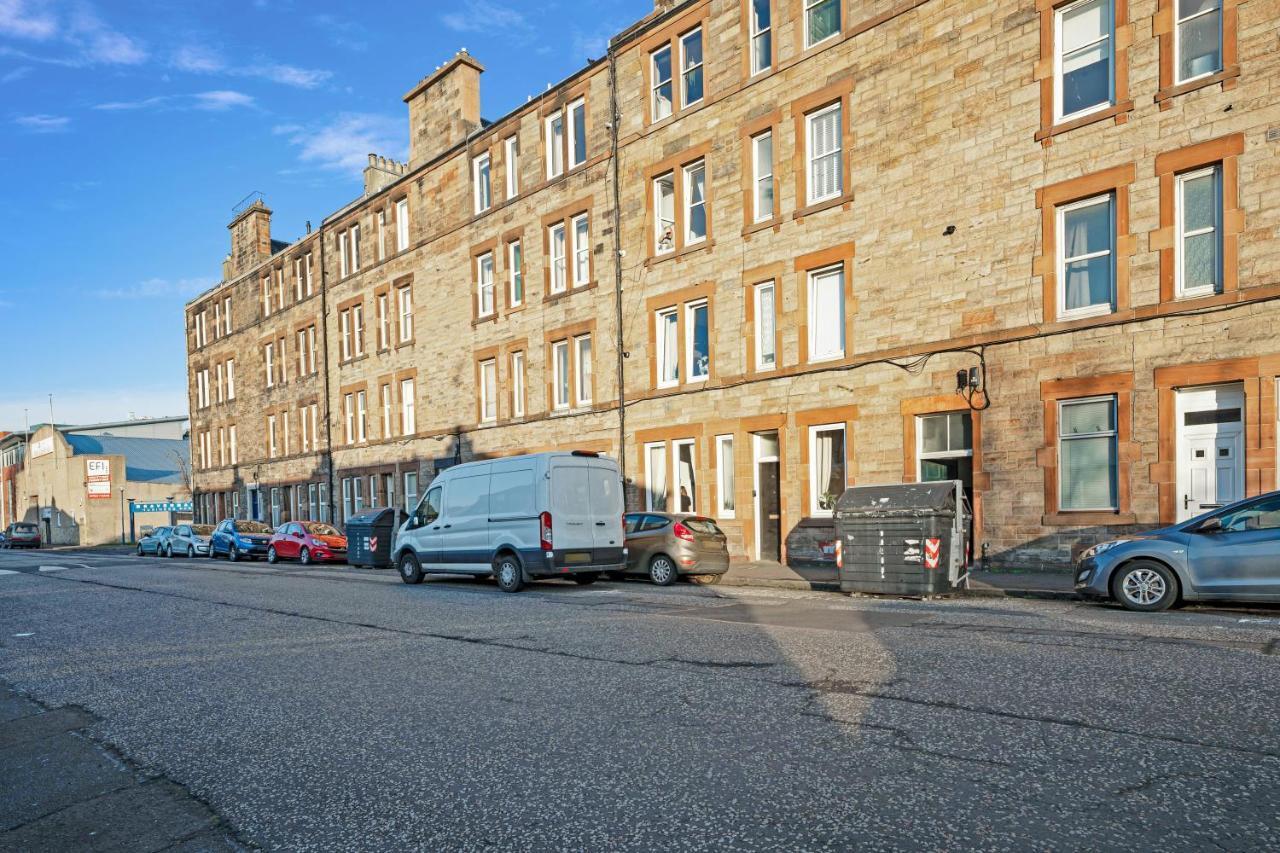 Cozy With Character Logie Green Central Main Door Flat Edimburgo Esterno foto