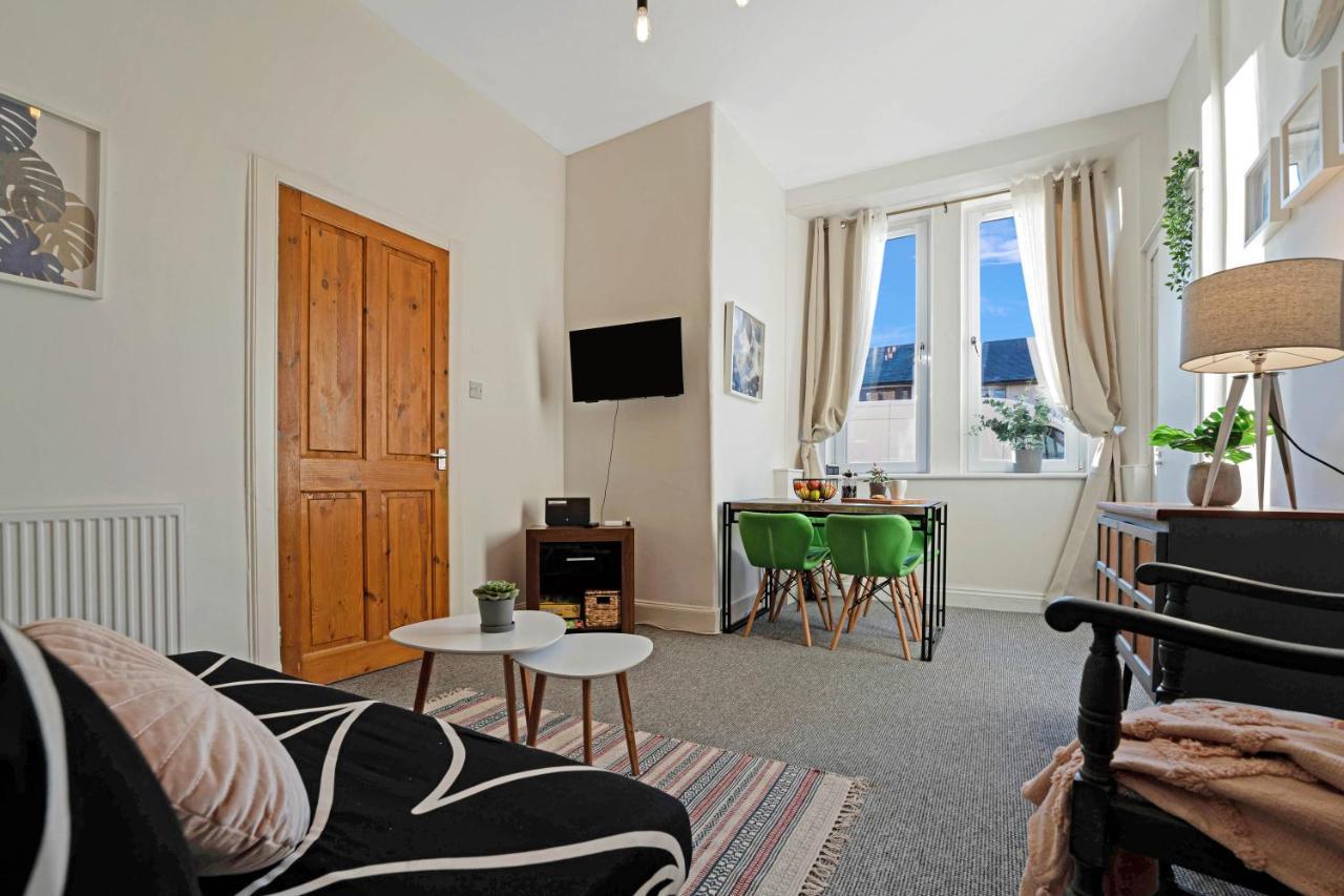 Cozy With Character Logie Green Central Main Door Flat Edimburgo Esterno foto